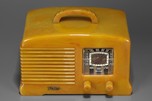 FADA Catalin L-56 Radio in Translucent Onyx Green - All Original